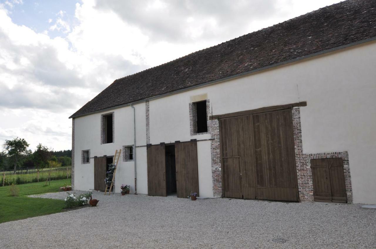 Gite Les Robins Vergigny Exterior foto